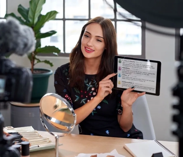 التسويق عبر المؤثرين