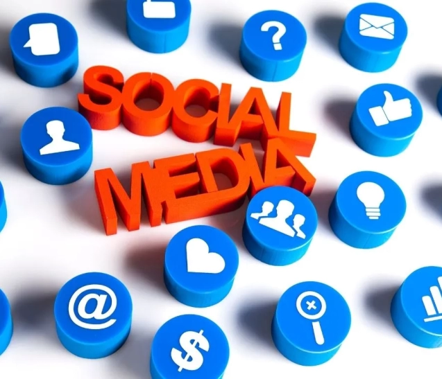 محتوى سوشيال ميديا